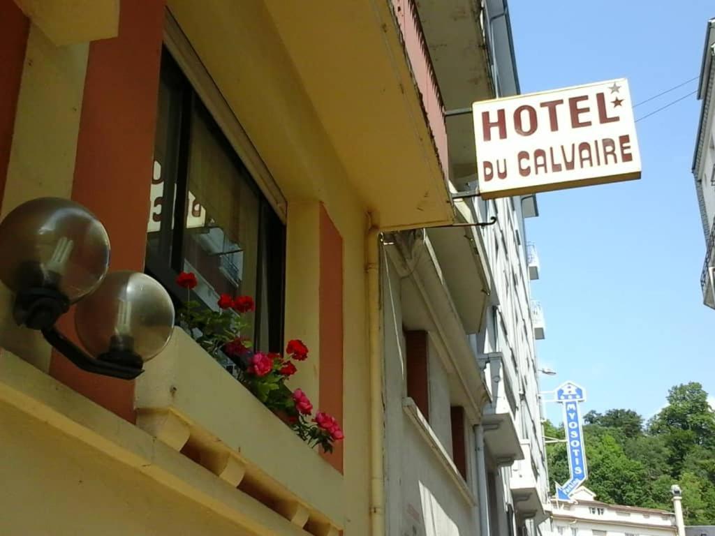 Hotel Calvaire Lourdes Exterior photo